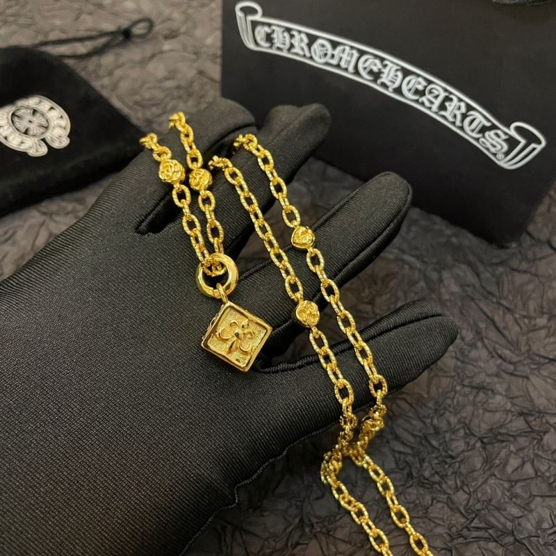 Ch*0me He**ts necklaces